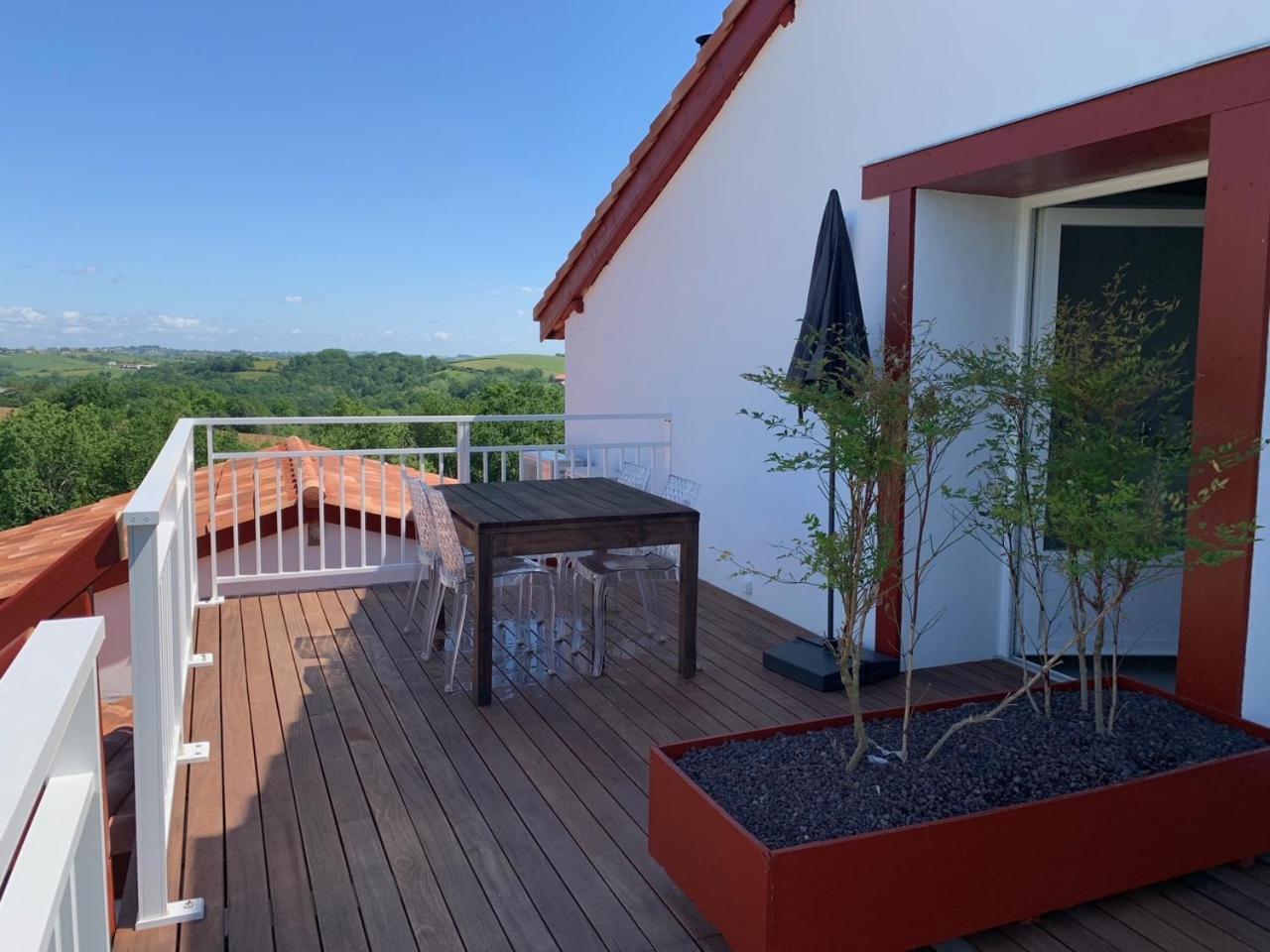 Bed & Breakfast Perbos 1556 La Bastide-Clairence Kültér fotó