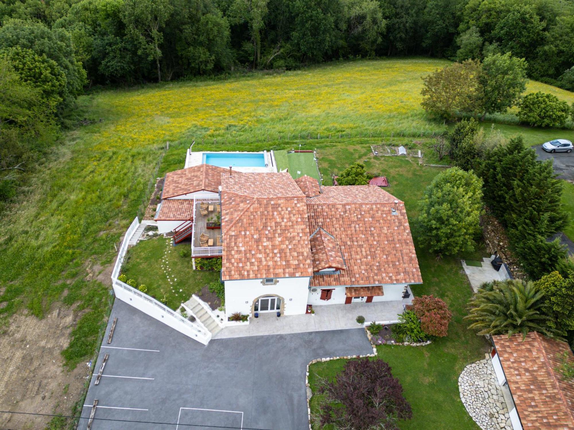 Bed & Breakfast Perbos 1556 La Bastide-Clairence Kültér fotó
