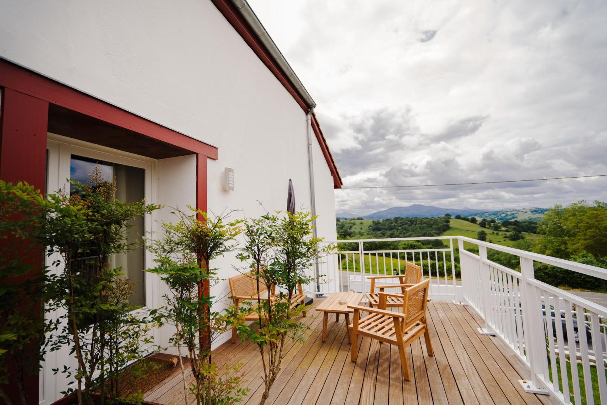 Bed & Breakfast Perbos 1556 La Bastide-Clairence Kültér fotó